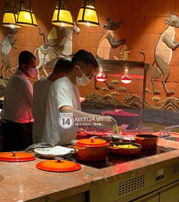 Lộ hint Hương Giang cùng Matt Liu đến Yên Tử lánh bão antifan: Ở phòng sang tại resort, hạn chế tiếp xúc để tránh sự chú ý - Ảnh 2. Lộ hint Hương Giang cùng Matt Liu đến Yên Tử lánh bão antifan: Ở phòng sang tại resort, hạn chế tiếp xúc để tránh sự chú ý - Ảnh 2.