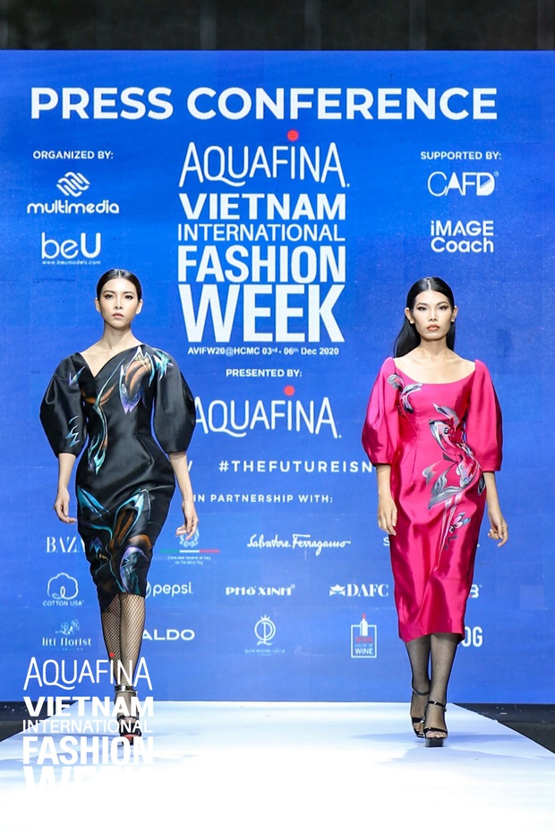 Họp báo Aquafina Tuần lễ thời trang Quốc tế Việt Nam: Phương Mai khoe vòng 1 thách thức, hé lộ mẫu thiết kế trong BST mở màn đến từ NTK Công Trí - Ảnh 9. Họp báo Aquafina Tuần lễ thời trang Quốc tế Việt Nam: Phương Mai khoe vòng 1 thách thức, hé lộ mẫu thiết kế trong BST mở màn đến từ NTK Công Trí - Ảnh 9.