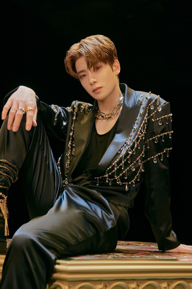 30 nam idol hot nhất hiện nay: Dàn trai đẹp BTS áp đảo EXO, NCT sau 1 tháng thất thế, idol kém tiếng vượt mặt cả loạt nam thần là ai? - Ảnh 4. 30 nam idol hot nhất hiện nay: Dàn trai đẹp BTS áp đảo EXO, NCT sau 1 tháng thất thế, idol kém tiếng vượt mặt cả loạt nam thần là ai? - Ảnh 4.