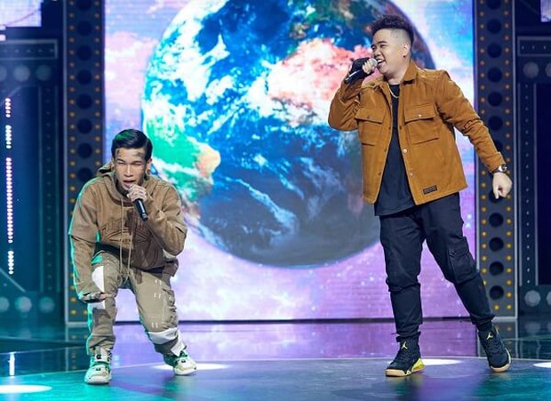 Dế Choắt: Hành trình từ chàng thợ xăm triệu view đi đến ngôi vị Quán quân Rap Việt mùa đầu tiên - Ảnh 3. Dế Choắt: Hành trình từ chàng thợ xăm triệu view đi đến ngôi vị Quán quân Rap Việt mùa đầu tiên - Ảnh 3.