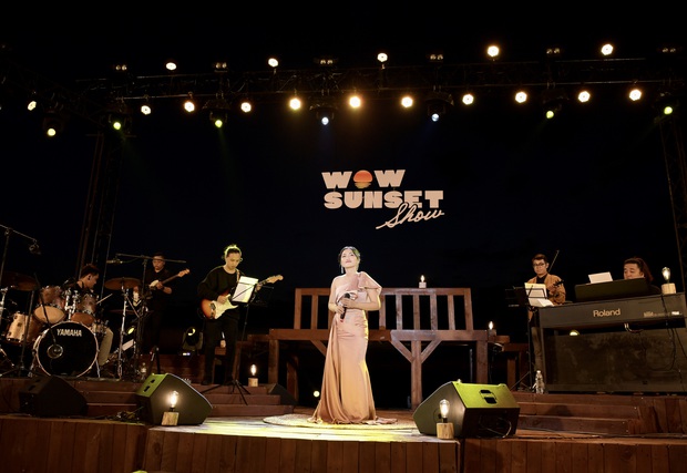 Nguyên Hà thích hát tại WOW Sunset Show vì kiểu gì cũng có hình đẹp, Lê Hiếu bật mí ca khúc bắt trúng tâm trạng khi yêu - Ảnh 15. Nguyên Hà thích hát tại WOW Sunset Show vì kiểu gì cũng có hình đẹp, Lê Hiếu bật mí ca khúc bắt trúng tâm trạng khi yêu - Ảnh 15.