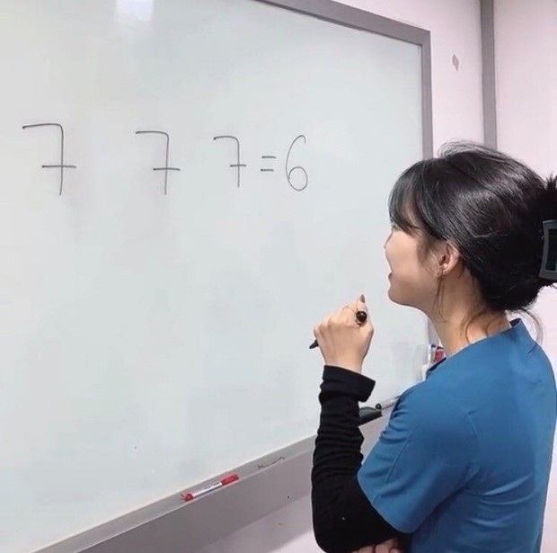 Bài toán điền vào chỗ trống làm khó cả sinh viên ngành Y, hóa ra đáp án lại dễ không ngờ - Ảnh 1.