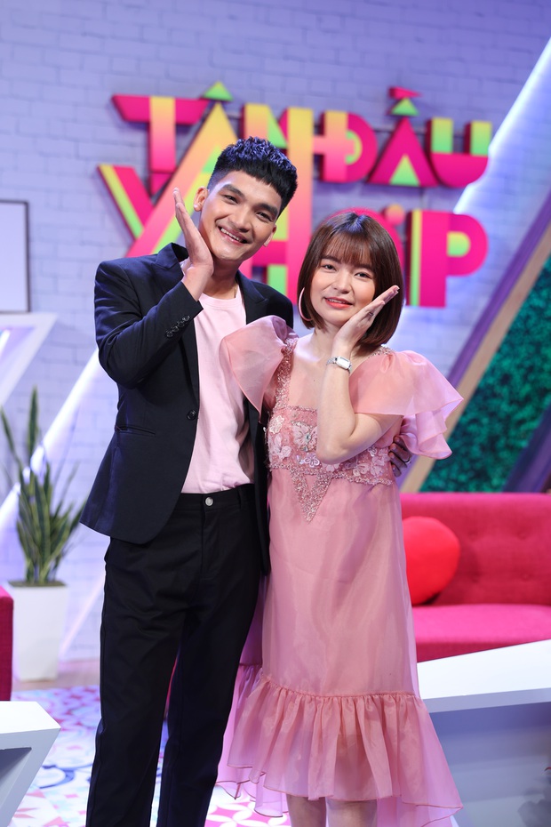 Hồng Thanh bị chê bai ngoại hình khi công khai yêu DJ Mie - Ảnh 3. Hồng Thanh bị chê bai ngoại hình khi công khai yêu DJ Mie - Ảnh 3.