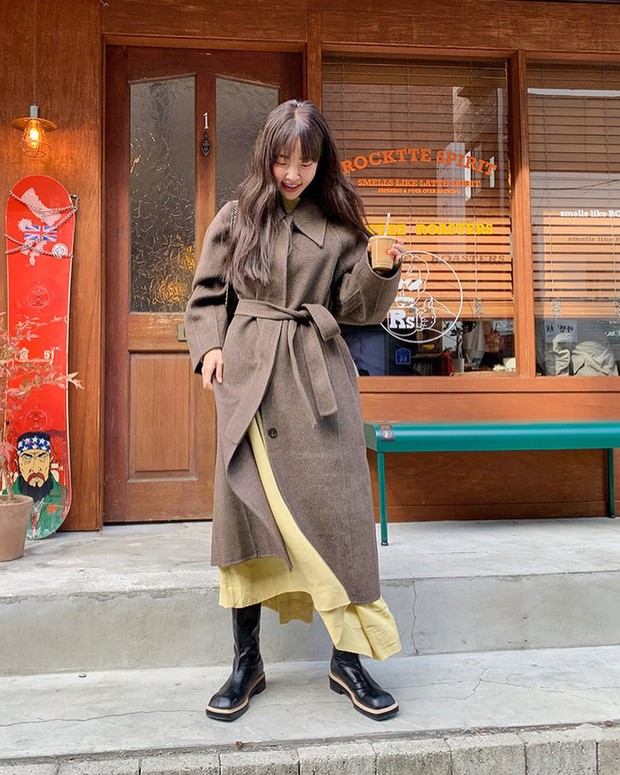 Gái Hàn mix đồ với boots sang xịn phát hờn, các nàng ghim ngay 10 outfit để đông này mix đồ “lên tay” - Ảnh 5.