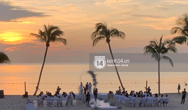 Công Phượng hé lộ ai là người tỏ tình đầu tiên, thề nguyện trước Viên Minh: Cảm ơn em, anh sẽ làm tất cả mọi thứ cho chúng ta - Ảnh 2. Công Phượng hé lộ ai là người tỏ tình đầu tiên, thề nguyện trước Viên Minh: Cảm ơn em, anh sẽ làm tất cả mọi thứ cho chúng ta - Ảnh 2.