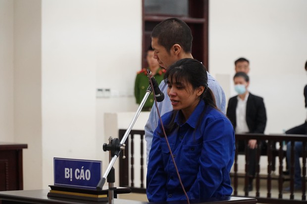 Luật sư bào chữa xin giảm nhẹ hình phạt cho nữ bị cáo, VKS hỏi sao không nghĩ đến những ngày hành hạ con đến chết? - Ảnh 13. Luật sư bào chữa xin giảm nhẹ hình phạt cho nữ bị cáo, VKS hỏi sao không nghĩ đến những ngày hành hạ con đến chết? - Ảnh 13.
