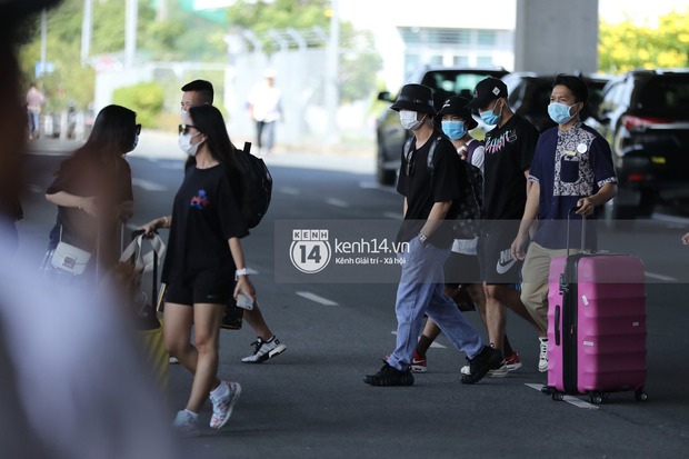 Visual cực gắt của chú rể Công Phượng và dàn khách mời toàn cầu thủ hot trong loạt ảnh chụp vội - Ảnh 3.