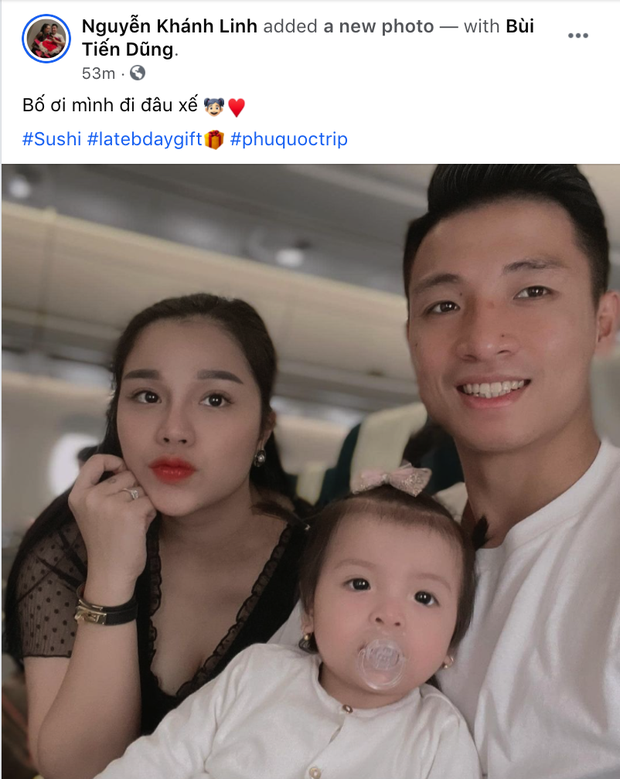 Chưa gì đã thấy Công Phượng - Viên Minh ra dáng rồi, bế con gái Tư Dũng cưng quá! - Ảnh 2. Chưa gì đã thấy Công Phượng - Viên Minh ra dáng rồi, bế con gái Tư Dũng cưng quá! - Ảnh 2.