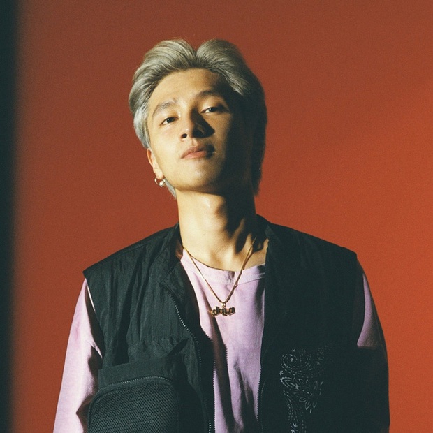 Khoảnh khắc 16 Typh gặp mẹ sau 3 tháng thi Rap Việt: Ra đường anh là idol, về nhà chỉ muốn ôm hôn ai đó! - Ảnh 1. Khoảnh khắc 16 Typh gặp mẹ sau 3 tháng thi Rap Việt: Ra đường anh là idol, về nhà chỉ muốn ôm hôn ai đó! - Ảnh 1.