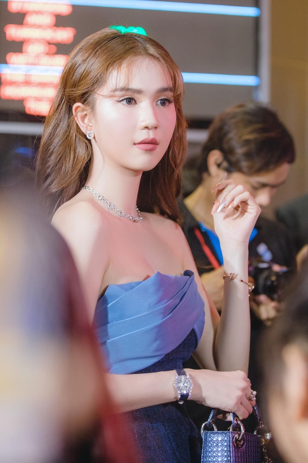Ngọc Trinh tiết lộ lựa chọn giữa chồng đẹp và chồng giàu, nhưng phản ứng ra sao khi được hỏi về chuyện Tuesday? - Ảnh 5. Ngọc Trinh tiết lộ lựa chọn giữa chồng đẹp và chồng giàu, nhưng phản ứng ra sao khi được hỏi về chuyện Tuesday? - Ảnh 5.