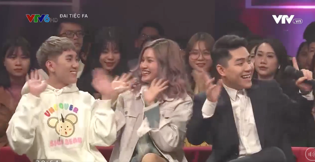 Minh Vẹo lên gameshow tìm người yêu, nguyên team Welax hợp sức giúp bạn cua được gái Nga xinh xắn - Ảnh 8. Minh Vẹo lên gameshow tìm người yêu, nguyên team Welax hợp sức giúp bạn cua được gái Nga xinh xắn - Ảnh 8.