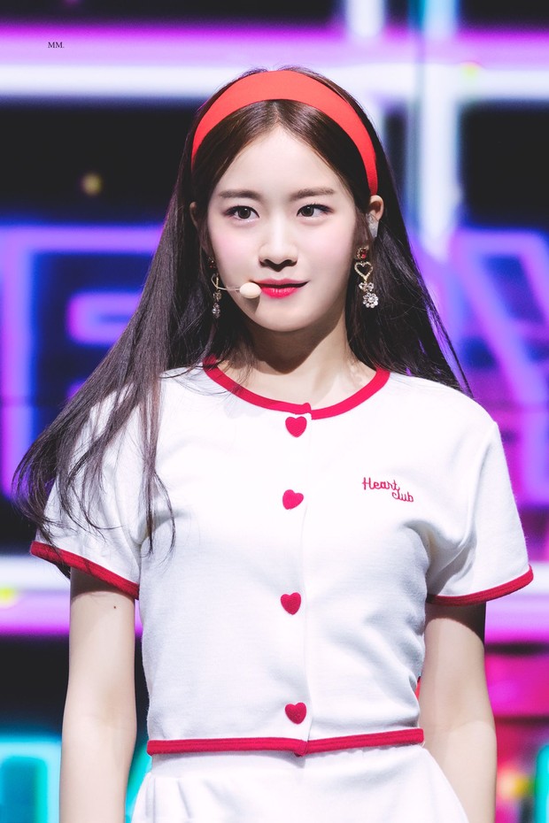 5 cựu trainee SM gây chú ý sau ngày aespa debut: Toàn cực phẩm nhan sắc, bản sao Krystal gây tiếc nuối vì xinh nhưng lận đận - Ảnh 3. 5 cựu trainee SM gây chú ý sau ngày aespa debut: Toàn cực phẩm nhan sắc, bản sao Krystal gây tiếc nuối vì xinh nhưng lận đận - Ảnh 3.