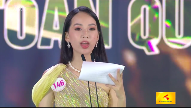 2020 rồi nhưng thí sinh Hoa hậu Việt Nam vẫn lúng túng ở phần thi ứng xử, tân Hoa hậu trả lời ra sao? - Ảnh 4. 2020 rồi nhưng thí sinh Hoa hậu Việt Nam vẫn lúng túng ở phần thi ứng xử, tân Hoa hậu trả lời ra sao? - Ảnh 4.
