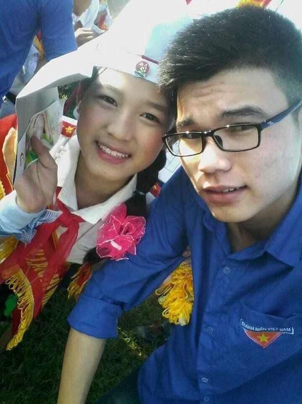Hành trình nhan sắc thay đổi chóng mặt của Hoa hậu Đỗ Thị Hà từ cấp 1 cho đến lúc lên Đại học - Ảnh 1. Hành trình nhan sắc thay đổi chóng mặt của Hoa hậu Đỗ Thị Hà từ cấp 1 cho đến lúc lên Đại học - Ảnh 1.