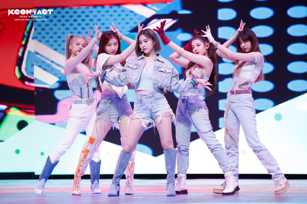 ITZY được Knet chọn là idol nhảy đỉnh nhất vì ít nhất 3 mẩu thừa sức làm main dancer nhóm khác, thành viên lỗ hổng cũng được bênh - Ảnh 1. ITZY được Knet chọn là idol nhảy đỉnh nhất vì ít nhất 3 mẩu thừa sức làm main dancer nhóm khác, thành viên lỗ hổng cũng được bênh - Ảnh 1.