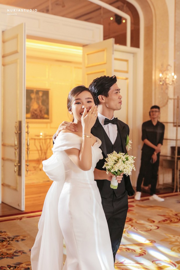 Viên Minh - cô dâu duyên dáng, hiểu chuyện và rất mực được yêu mến của Công Phượng - Ảnh 2. Viên Minh - cô dâu duyên dáng, hiểu chuyện và rất mực được yêu mến của Công Phượng - Ảnh 2.