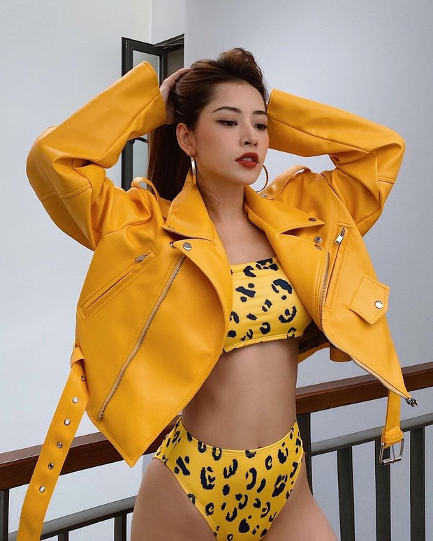 Pha đụng bikini cực gắt của 3 mỹ nhân: Tóc Tiên, Salim khoe body “bốc”, Chi Pu kín nhất nhưng mix đồ thật cool - Ảnh 2.