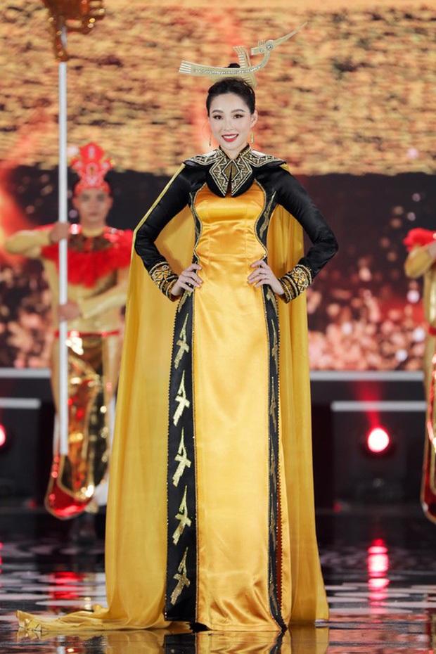 Dang Thu Thao caused a fever with a series of photos returned in the final of Miss Vietnam 2020, how did the stars of Vbiz admire?  Photo 8.