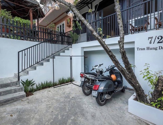 Chỉ vì thích 1 cây anh đào trước cổng ở Đà Lạt, chàng trai mua luôn cả căn nhà cũ và cải tạo thành nơi cực đáng sống - Ảnh 3.