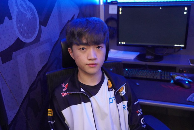 Fan Hàn tranh cãi nảy lửa về vị trí tuyển thủ xuất sắc nhất LCK 2020, Faker vẫn được tôn thờ dù thành tích kém ấn tượng - Ảnh 6.