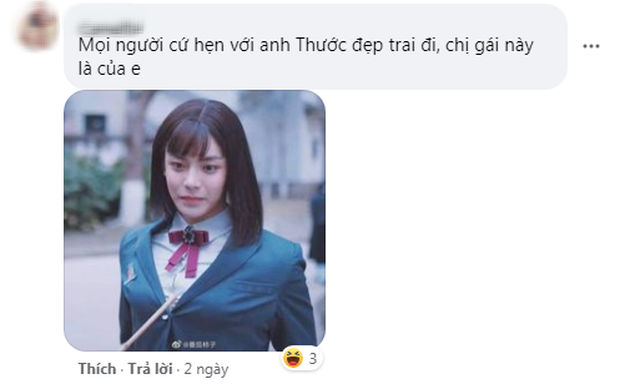 Hầu Minh Hạo giả làm nữ sinh, độn vòng 1 ngồn ngộn đến bung cúc áo ở Thợ Săn Tâm Trạch - Ảnh 6.