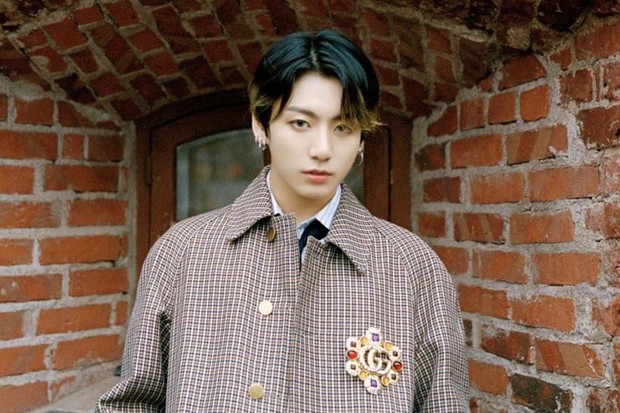 Jungkook - nam idol có sự nghiệp thành công nhất Kpop: Đi từ số âm cùng BTS thời còn teen, sau 8 năm thâu tóm mọi danh hiệu và hơn thế nữa - Ảnh 3. Jungkook - nam idol có sự nghiệp thành công nhất Kpop: Đi từ số âm cùng BTS thời còn teen, sau 8 năm thâu tóm mọi danh hiệu và hơn thế nữa - Ảnh 3.