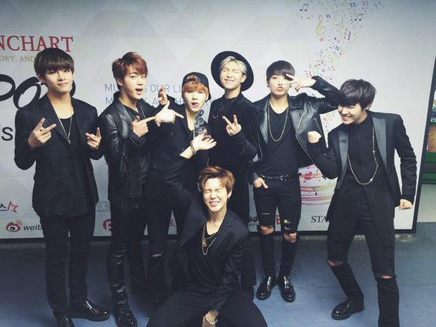 Jungkook - nam idol có sự nghiệp thành công nhất Kpop: Đi từ số âm cùng BTS thời còn teen, sau 8 năm thâu tóm mọi danh hiệu và hơn thế nữa - Ảnh 7. Jungkook - nam idol có sự nghiệp thành công nhất Kpop: Đi từ số âm cùng BTS thời còn teen, sau 8 năm thâu tóm mọi danh hiệu và hơn thế nữa - Ảnh 7.