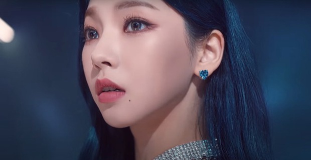 aespa bị dân mạng tố là girlgroup dao kéo lộ liễu nhất lịch sử nhà SM, Lisa (BLACKPINK) bỗng nằm không cũng dính đạn? - Ảnh 8.