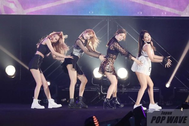 Tưởng là công chúa YG được biệt đãi, ai dè Jennie cũng 5 lần 7 lượt bị dìm đến mức như tàng hình giữa BLACKPINK - Ảnh 8.