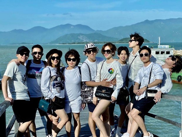 Trấn Thành bắn liên hoàn 3 thứ tiếng, lột trần trình độ ngoại ngữ nghe thôi là phì cười của hội bạn thân  - Ảnh 7.