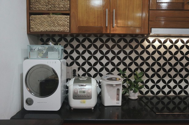 Ngôi nhà phố 5x20m2 đáng mơ ước của vợ chồng kiến trúc sư, tỉ mỉ đến từng chi tiết khiến ai cũng nể phục - Ảnh 5.