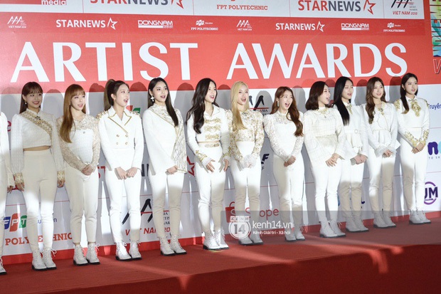 Năm ngoái quân đoàn sao Hàn khuynh đảo thảm đỏ AAA ở Việt Nam: Yoona - Park Min Young đẹp xỉu, Ji Chang Wook, Red Velvet và dàn idol “bùng nổ” - Ảnh 9. Năm ngoái quân đoàn sao Hàn khuynh đảo thảm đỏ AAA ở Việt Nam: Yoona - Park Min Young đẹp xỉu, Ji Chang Wook, Red Velvet và dàn idol “bùng nổ” - Ảnh 9.
