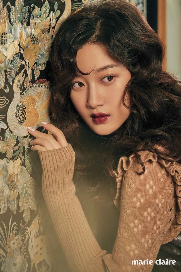 Moon Ga Young - Nữ chính True Beauty: Xuất thân danh giá, nhan sắc đỉnh cao lại được cả hội nam thần EXO cưng như trứng - Ảnh 4.