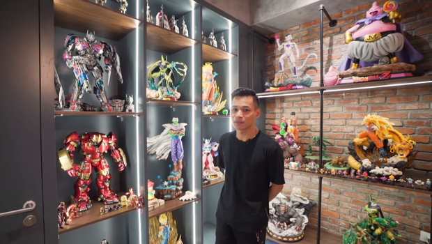 Khám phá dinh thự 7 tầng của Độ Mixi: Có thang máy và cả máy đếm tiền, phòng stream ngập mô hình đắt đỏ - Ảnh 9.