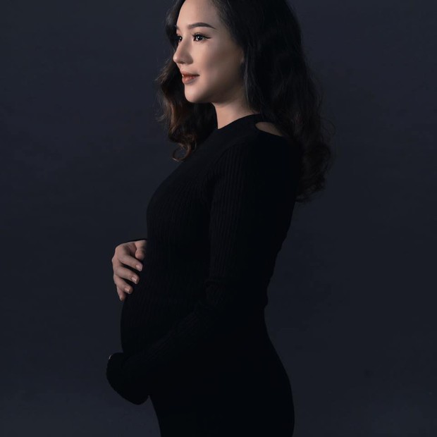 Sau 5 năm Duy Nhân qua đời, vợ cũ bị công chúng khẩu nghiệp vì khoe con hậu tái hôn - Ảnh 3.