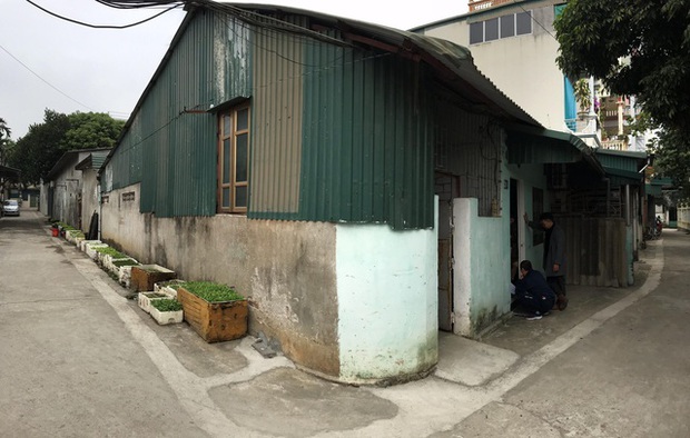 Nhà 40 năm xuống cấp trầm trọng nhưng người con quyết cải tạo chứ không bán, lý do phía sau cực xúc động - Ảnh 1. Nhà 40 năm xuống cấp trầm trọng nhưng người con quyết cải tạo chứ không bán, lý do phía sau cực xúc động - Ảnh 1.