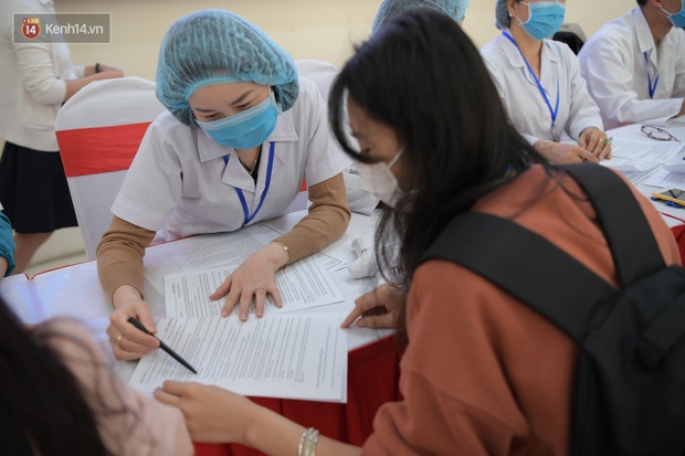 Toàn cảnh: Những điều bạn cần biết về vaccine phòng Covid-19 đầu tiên của Việt Nam - Ảnh 2. Toàn cảnh: Những điều bạn cần biết về vaccine phòng Covid-19 đầu tiên của Việt Nam - Ảnh 2.