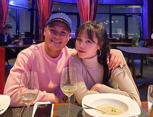 Quang Hải than thở “Instagram cứ tự đi follow người khác”, ngầm phủ nhận chuyện tái hợp Huỳnh Anh? - Ảnh 1.