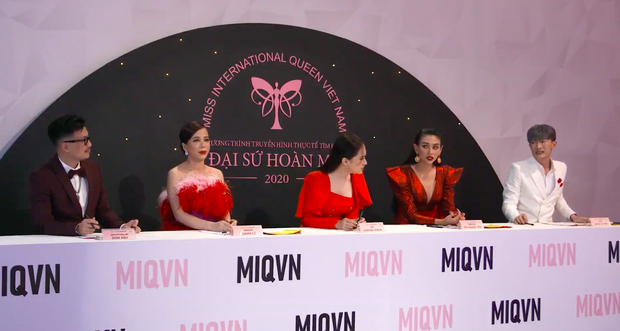 Hương Giang ra mặt bảo vệ “antifan” Đào Anh ngay tập mở màn show người đẹp chuyển giới - Ảnh 3. Hương Giang ra mặt bảo vệ “antifan” Đào Anh ngay tập mở màn show người đẹp chuyển giới - Ảnh 3.