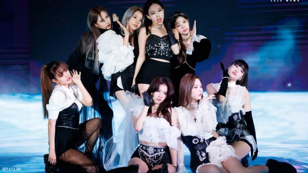 Drama: Dispatch vạch trần BTC MAMA 2020 bắt nghệ sĩ diễn ở studio bụi bặm như công trường, idol bị đối xử chẳng khác gì đạo cụ - Ảnh 6. Drama: Dispatch vạch trần BTC MAMA 2020 bắt nghệ sĩ diễn ở studio bụi bặm như công trường, idol bị đối xử chẳng khác gì đạo cụ - Ảnh 6.