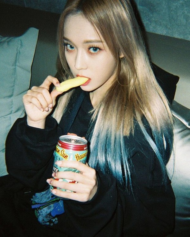 Knet chọn ra 3 mỹ nhân băng giá nhà SM: Jessica - Krystal thành biểu tượng, riêng nữ idol tân binh gây tranh cãi gay gắt - Ảnh 12. Knet chọn ra 3 mỹ nhân băng giá nhà SM: Jessica - Krystal thành biểu tượng, riêng nữ idol tân binh gây tranh cãi gay gắt - Ảnh 12.
