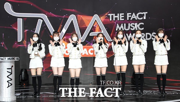 Kết quả The Fact Music Awards 2020: BTS giành Daesang không bất ngờ, BLACKPINK và đàn em lại trắng tay - Ảnh 4.