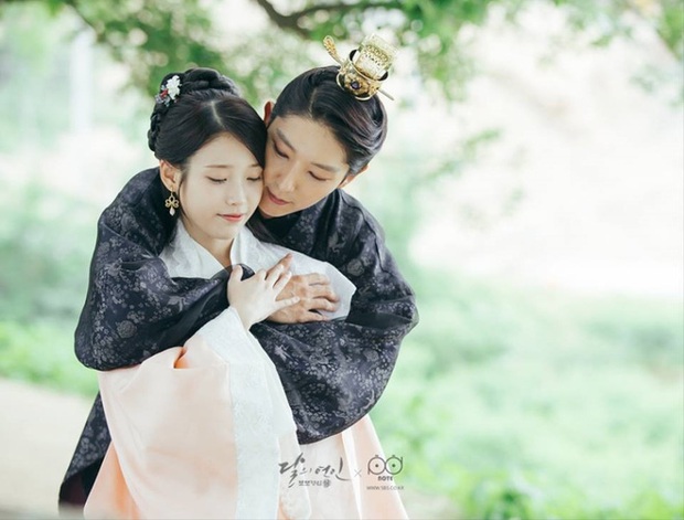 Chân lí phim Hàn: Lee Jong Suk muôn đời làm thánh hôn, Lee Min Ho mãi là cậu ấm giới siêu giàu á! - Ảnh 43. Chân lí phim Hàn: Lee Jong Suk muôn đời làm thánh hôn, Lee Min Ho mãi là cậu ấm giới siêu giàu á! - Ảnh 43.