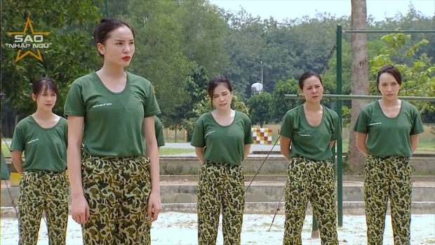Sao Nhập Ngũ: Kỳ Duyên bật khóc, phải đổi áo quần nam giới mới thực hiện được bài huấn luyện - Ảnh 16.