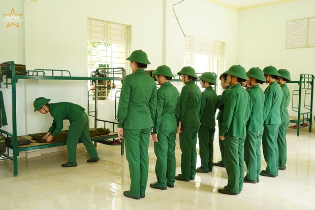 Sao Nhập Ngũ: Kỳ Duyên bật khóc, phải đổi áo quần nam giới mới thực hiện được bài huấn luyện - Ảnh 21.