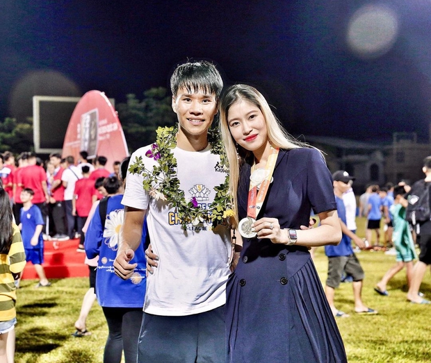Tết đến nơi rồi lại lo nơm nớp cảnh: Ở tiệm xinh như công chúa, về nhà tóc tai tả tơi - Ảnh 2. Tết đến nơi rồi lại lo nơm nớp cảnh: Ở tiệm xinh như công chúa, về nhà tóc tai tả tơi - Ảnh 2.