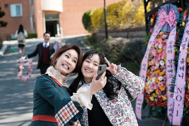 Nhìn hội trẻ con Penthouse mới thấm thía chân lý con nhà tông không giống lông cũng giống cánh! - Ảnh 21.