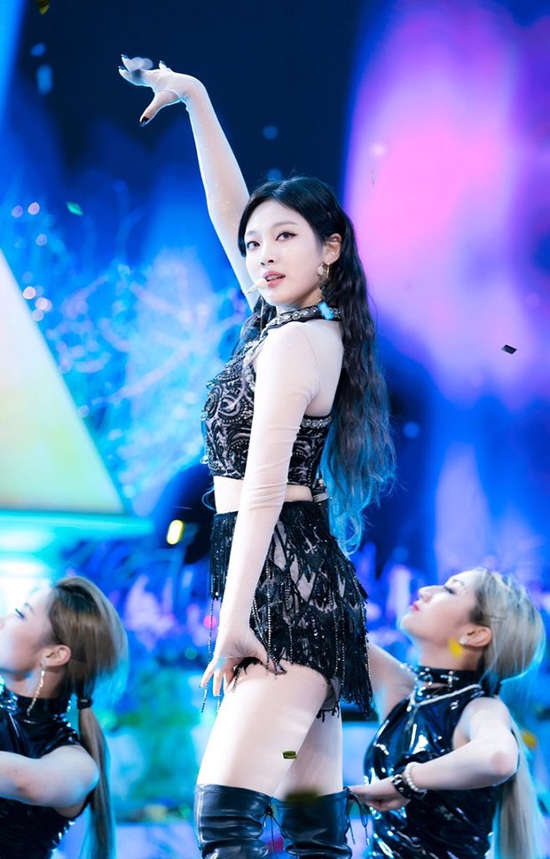 Giọng ca chính đình đám nhà SM: Taeyeon sau 13 năm vẫn là huyền thoại, bộ ba EXO nổi tiếng hát hay, riêng NCT có dàn main vocal đông áp đảo - Ảnh 21. Giọng ca chính đình đám nhà SM: Taeyeon sau 13 năm vẫn là huyền thoại, bộ ba EXO nổi tiếng hát hay, riêng NCT có dàn main vocal đông áp đảo - Ảnh 21.