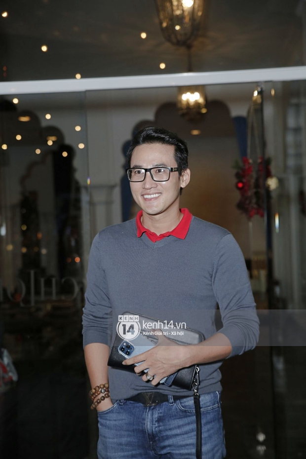 Cập nhật đám cưới Quý Bình và nữ doanh nhân: Cô dâu - chú rể và dàn nghệ sĩ quẩy tưng bừng, lời hẹn ước của cặp đôi gây xúc động  - Ảnh 10.