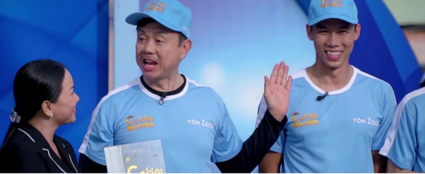 Cố NS Chí Tài trong show sắp lên sóng: Tươi vui, khỏe mạnh, xông xáo hỗ trợ những mảnh đời khó khăn - Ảnh 5.